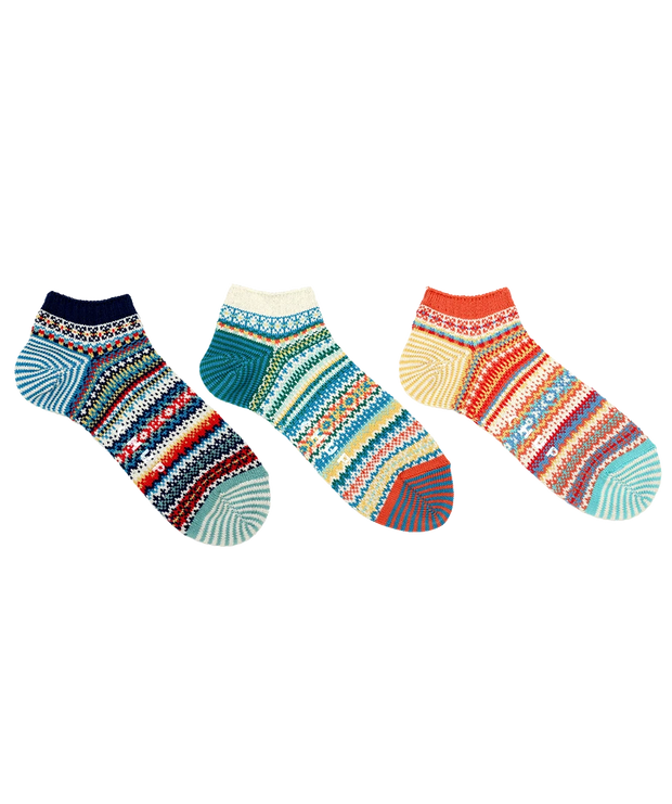 CHUP COCORU socks available in Navy, Ivory, and Carrot Orange